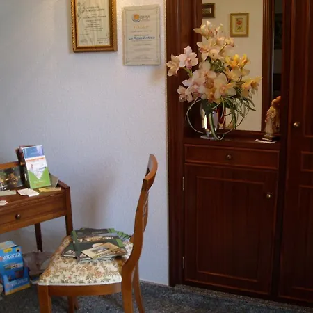 Bed & Breakfast La Rosa Antica 3*