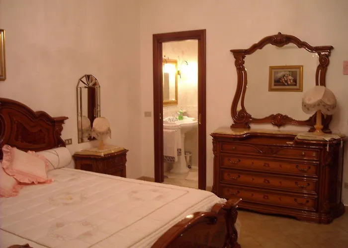 Couette-café La Rosa Antica Castro (Lecce)