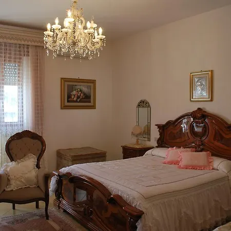 Nocleg ze śniadaniem La Rosa Antica Castro (Lecce)